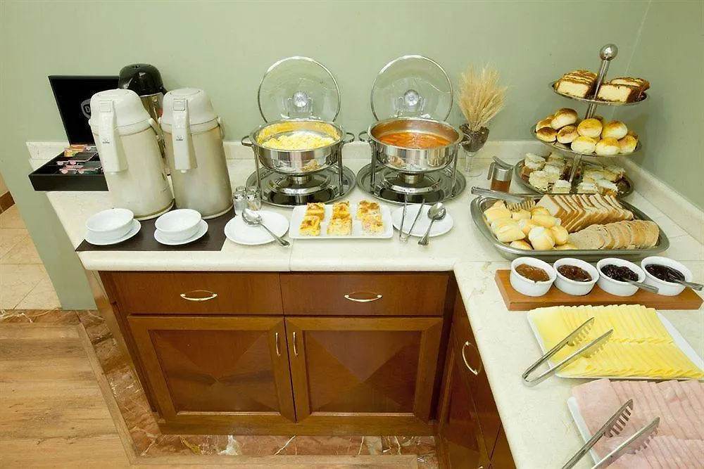 Hotel Moncloa Sao Paulo 3*,
